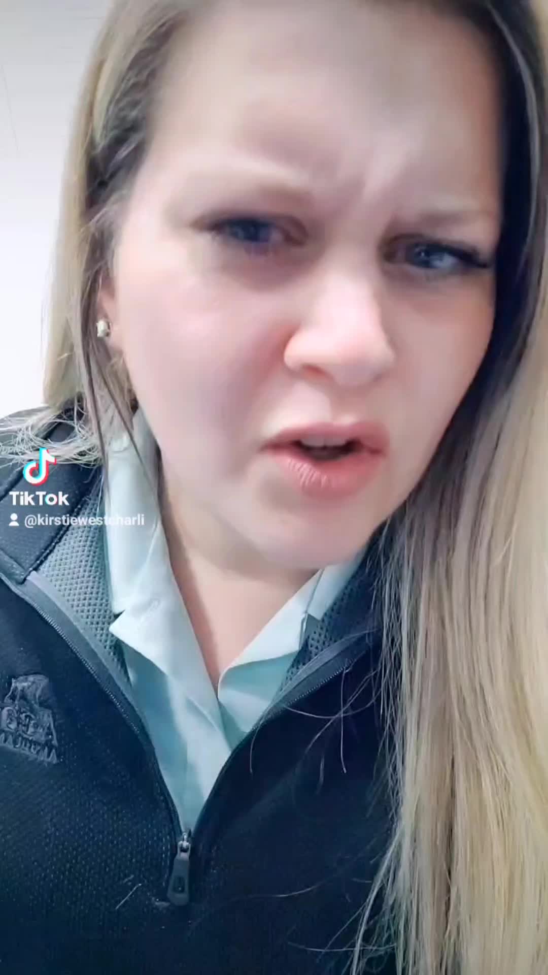 @Kayycee🚑