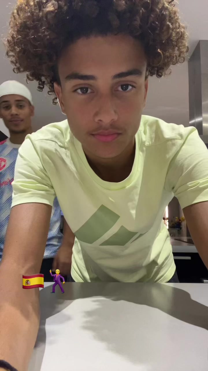 @Jwn_974