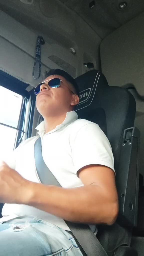 @Flavio 🇪🇨~❤️🩹 🚕🛣️💫