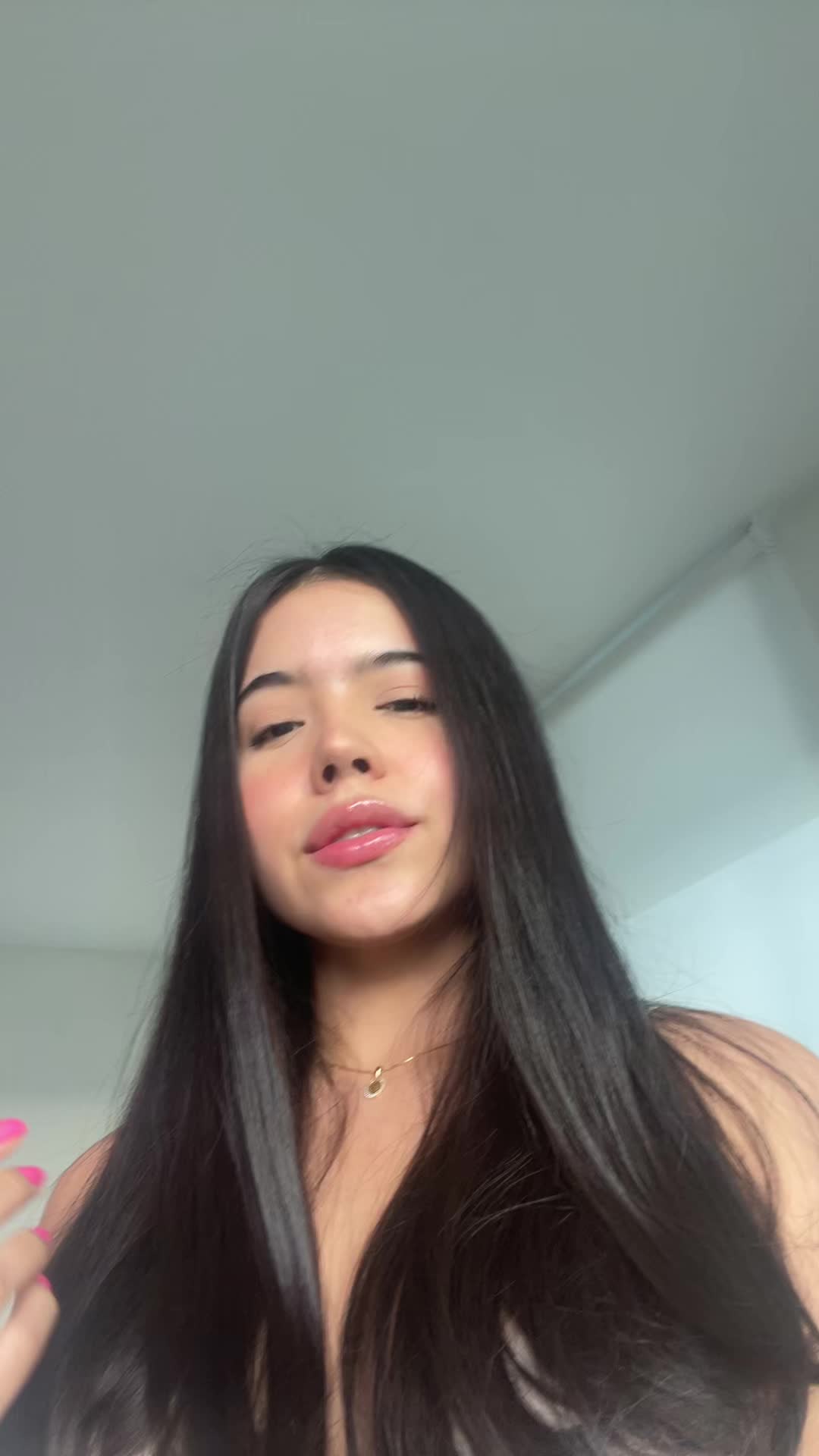 @VALENTINA