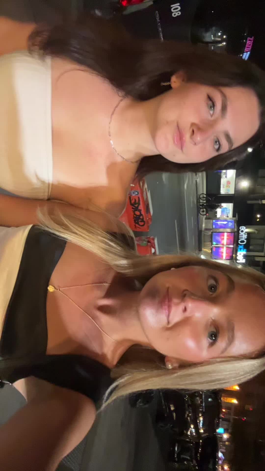 @crumbcakelover15