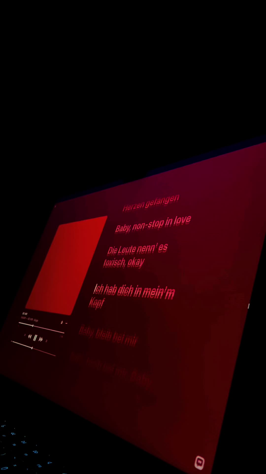@lyriclounge
