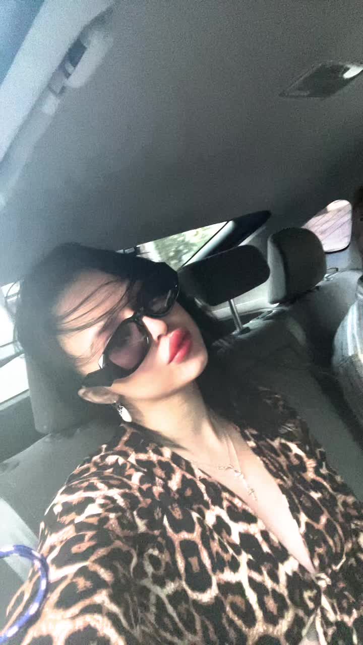 @Лёшенька🖤