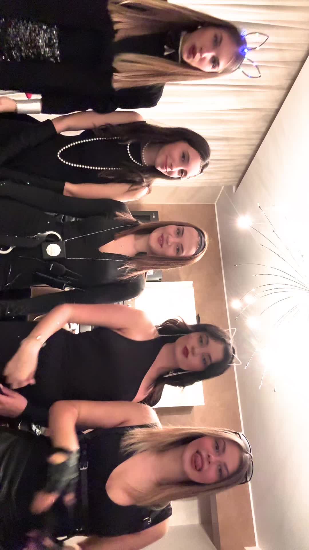 @𝓐melia