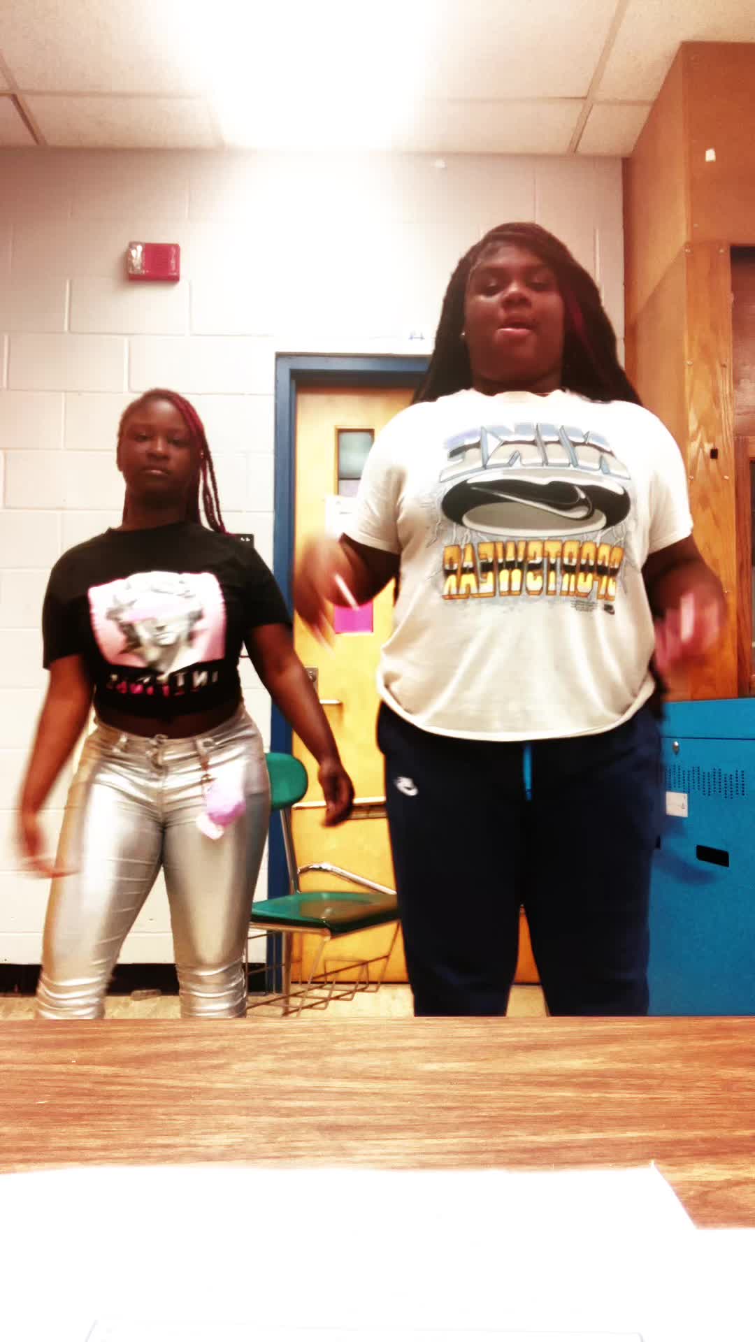 @who.tf._istiny
