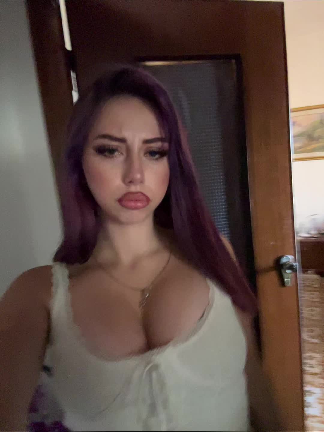 @aayshaa