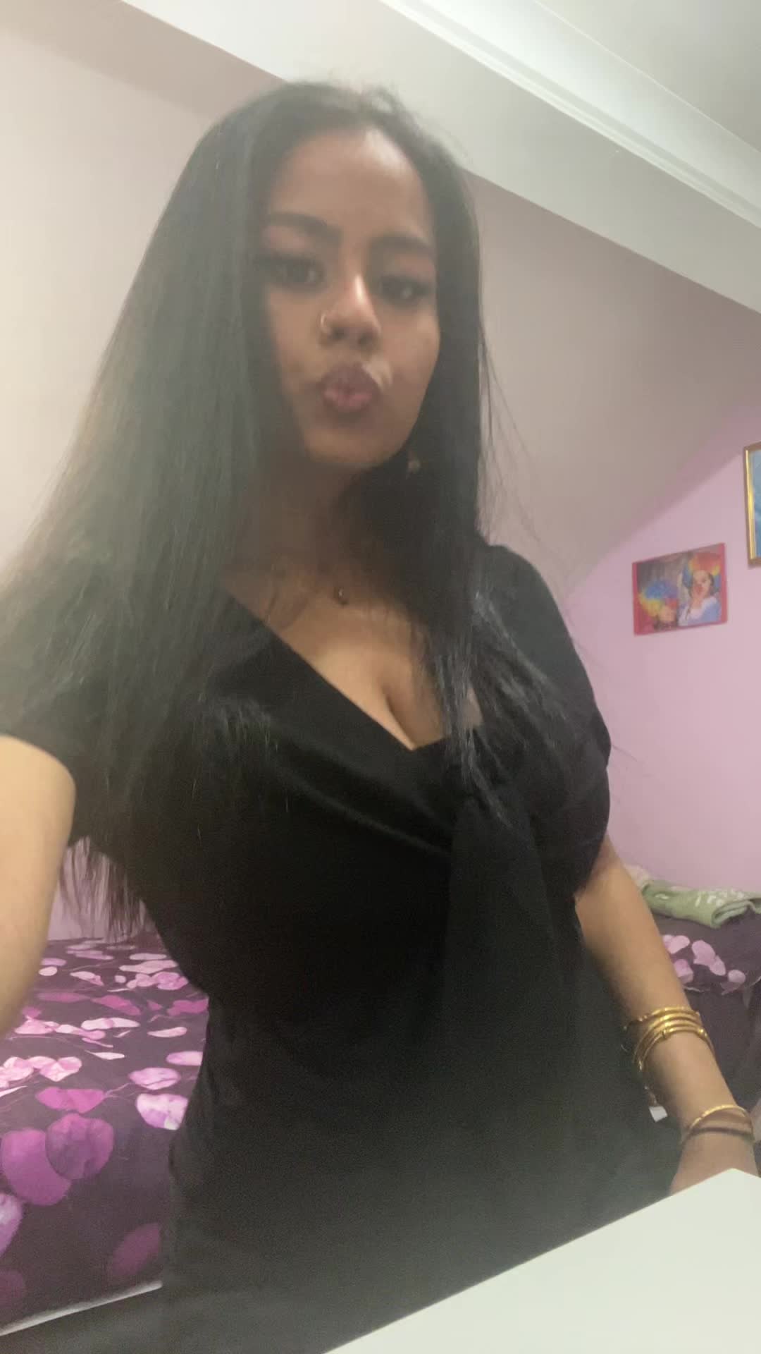 @Subethi_x ᥫ᭡
