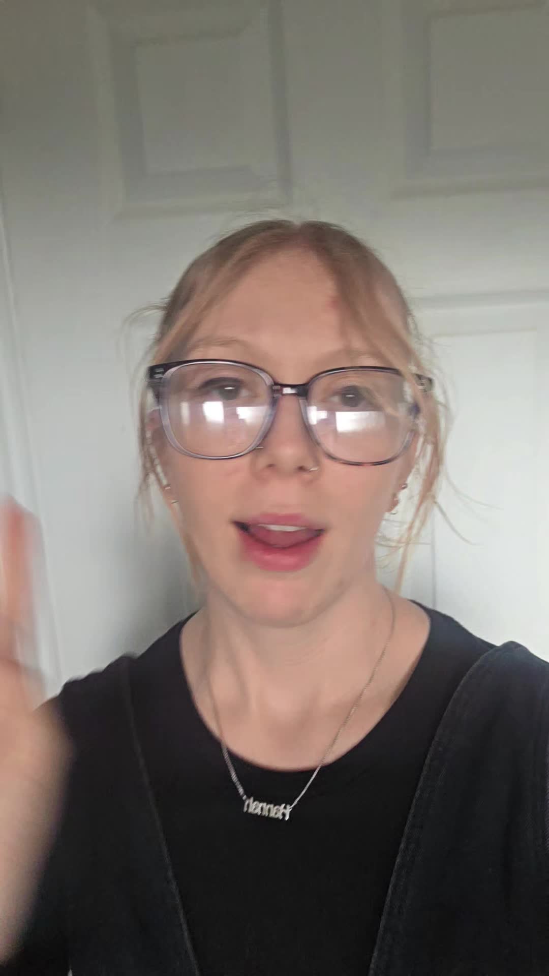 @Hannah-Blind Mum Vs The World✌