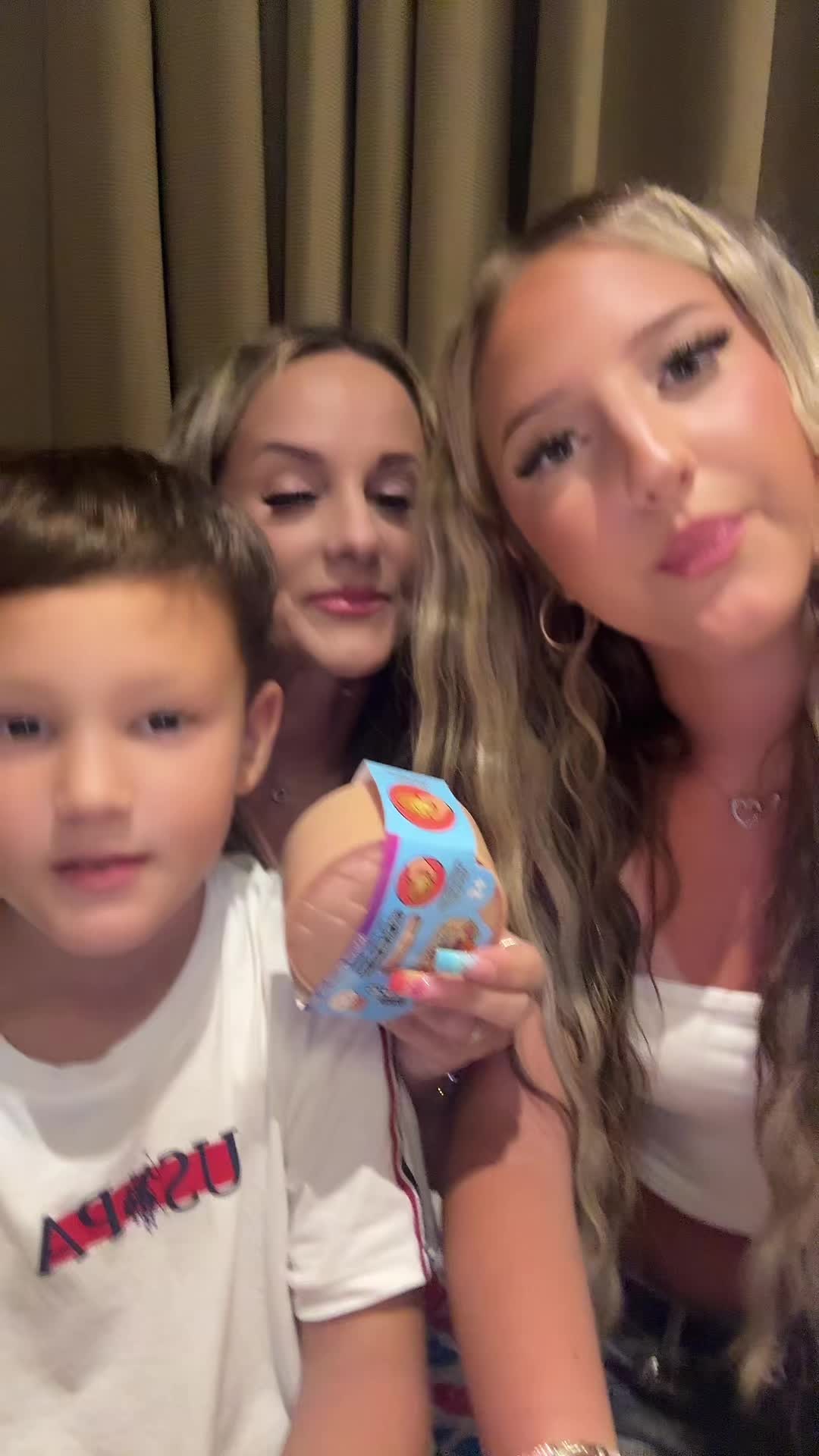 @daroczimaterika_dubai