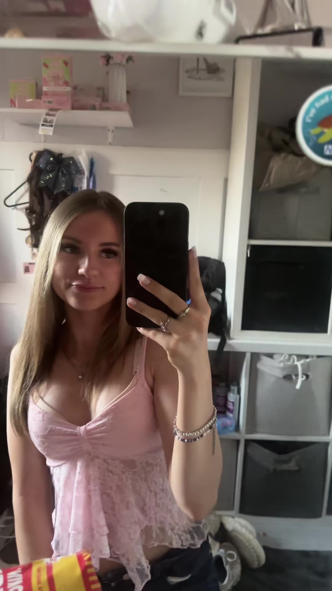 @𝐍.𝐋👸🏼💋