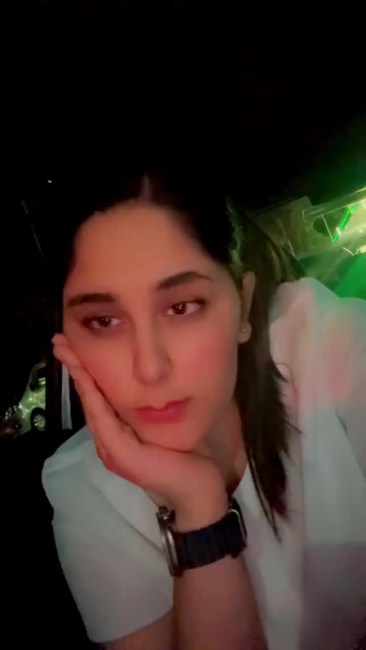 @DASHMEET KAUR 🩷