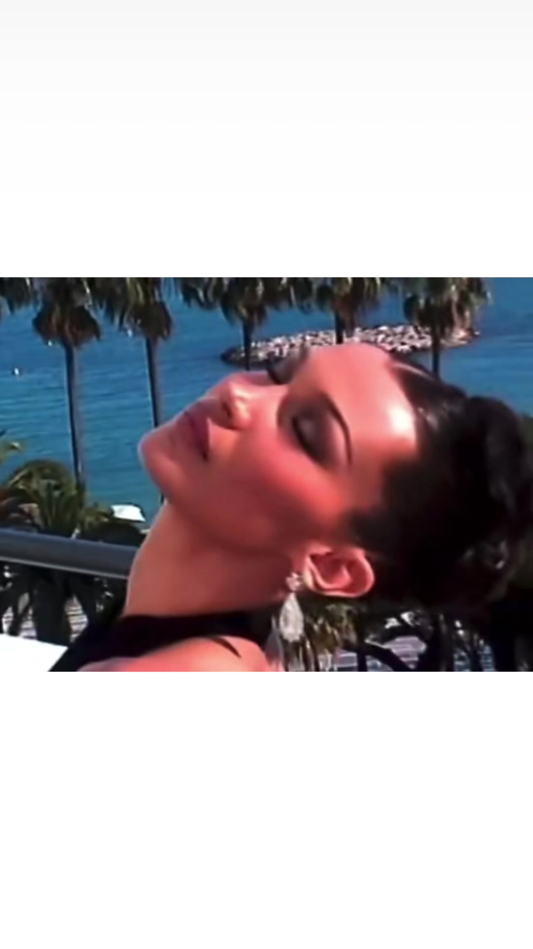 @⃟