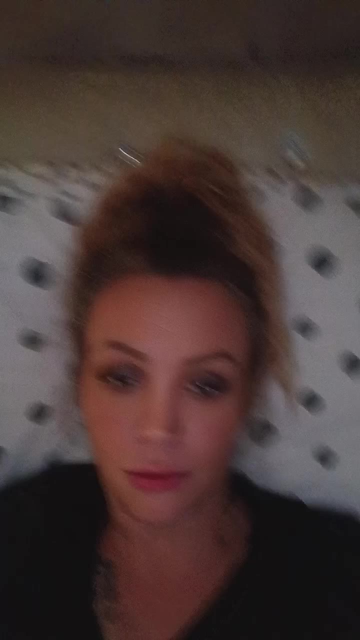 @Queenie b