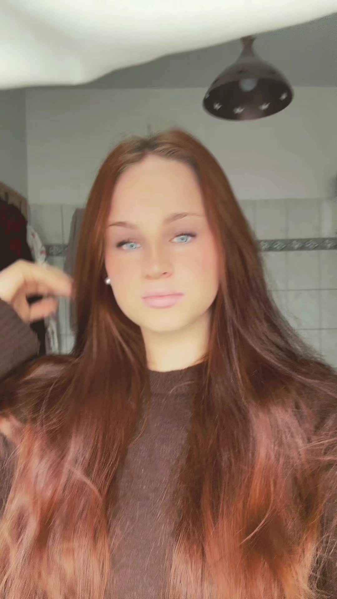 @Lena🦋