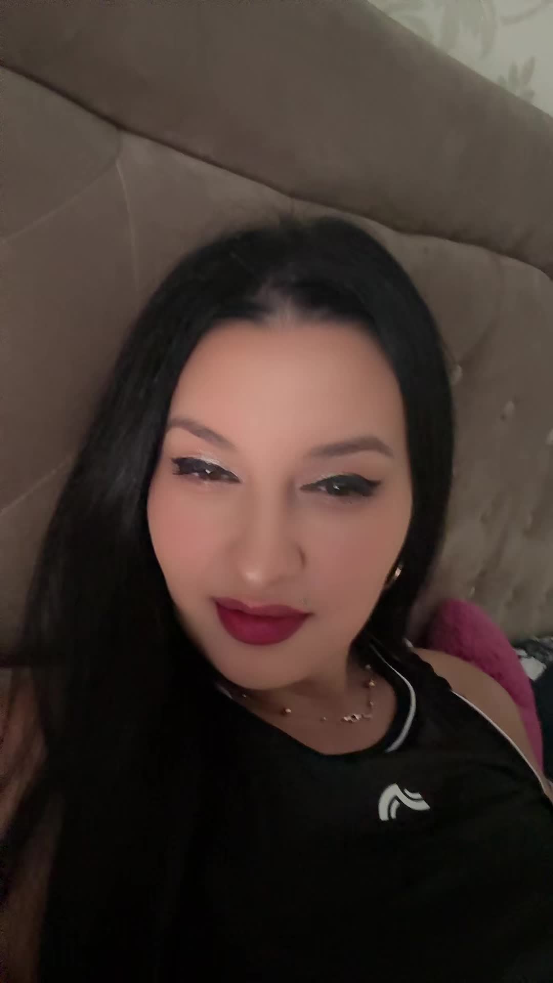 @Anirc_Anele38