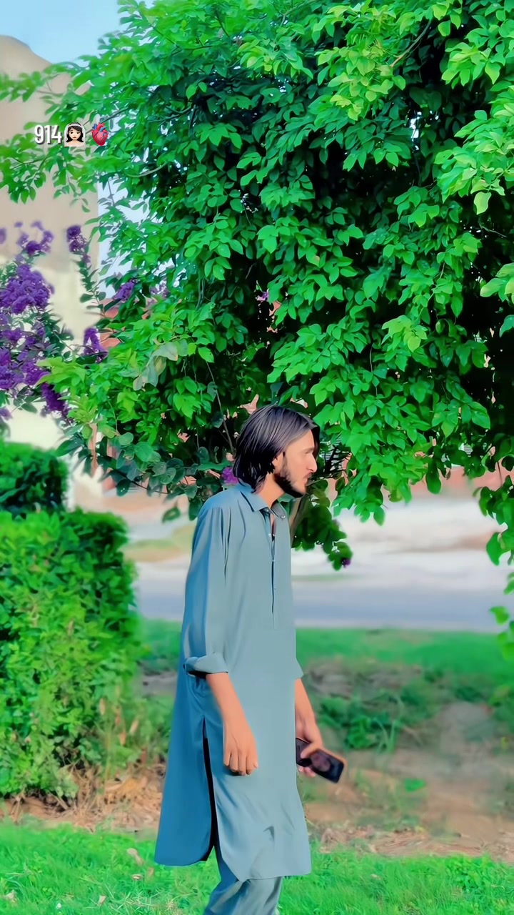 @➳ᴹᴿ᭄✿AZEEM🫀✨ ن