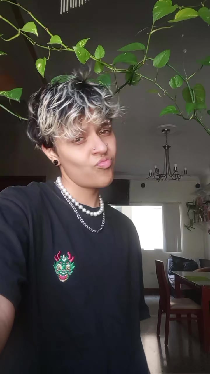 @Clarita_29