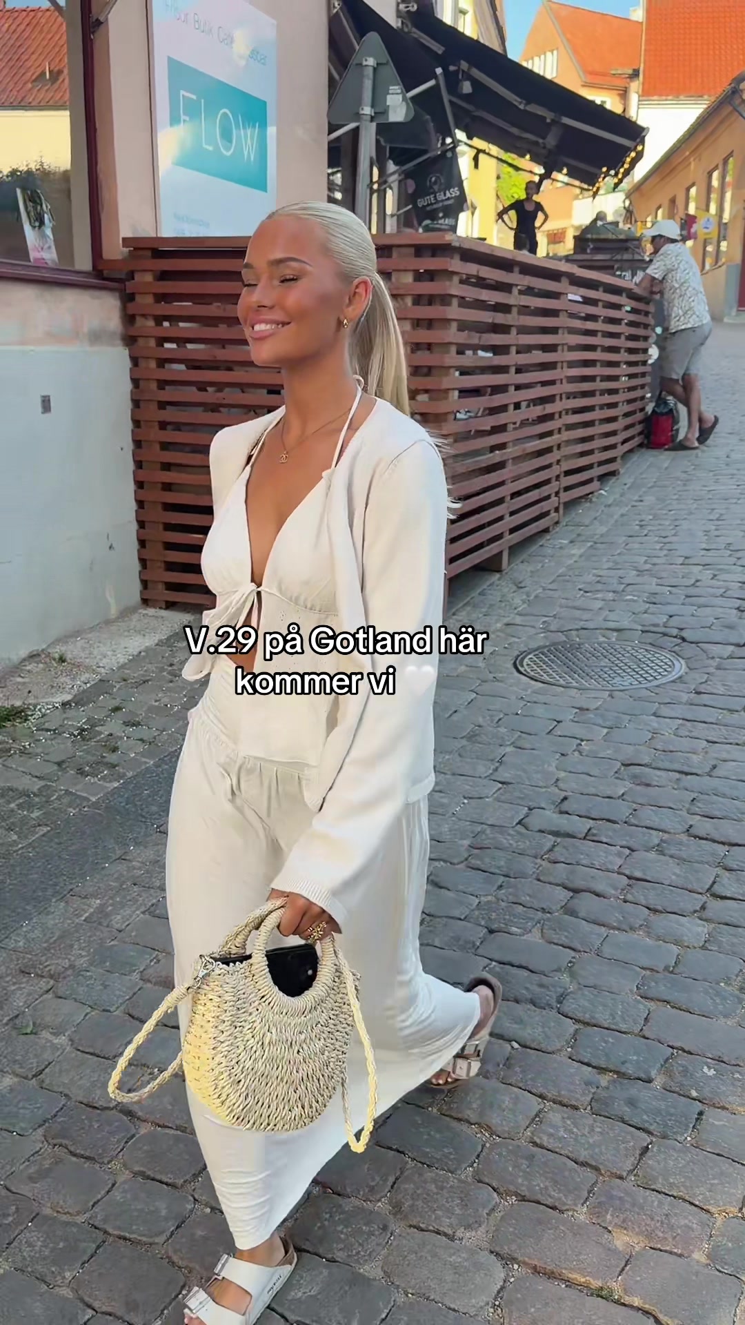 @HB
