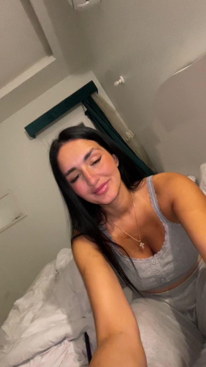 @Franceska Gila🇦🇱