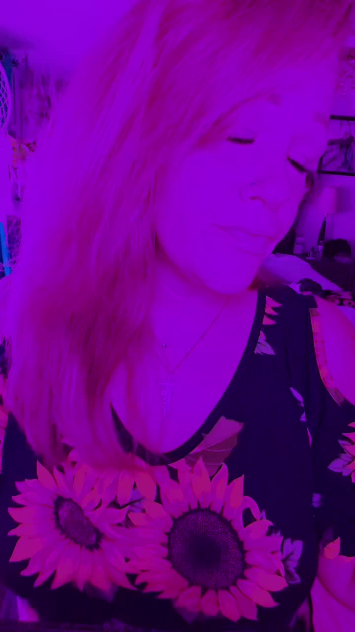 @🖤🍃👻 Jess 👻🍃🖤