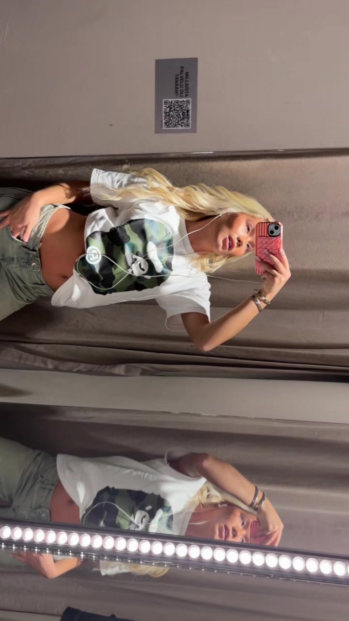 @Ella