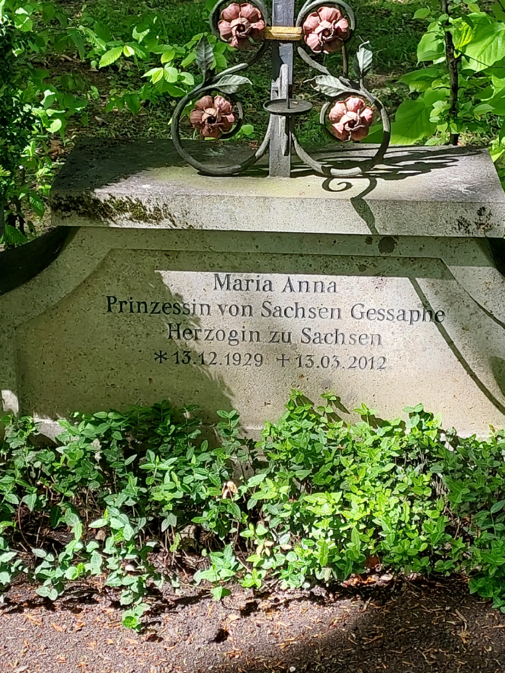 @Friedhof.Karl