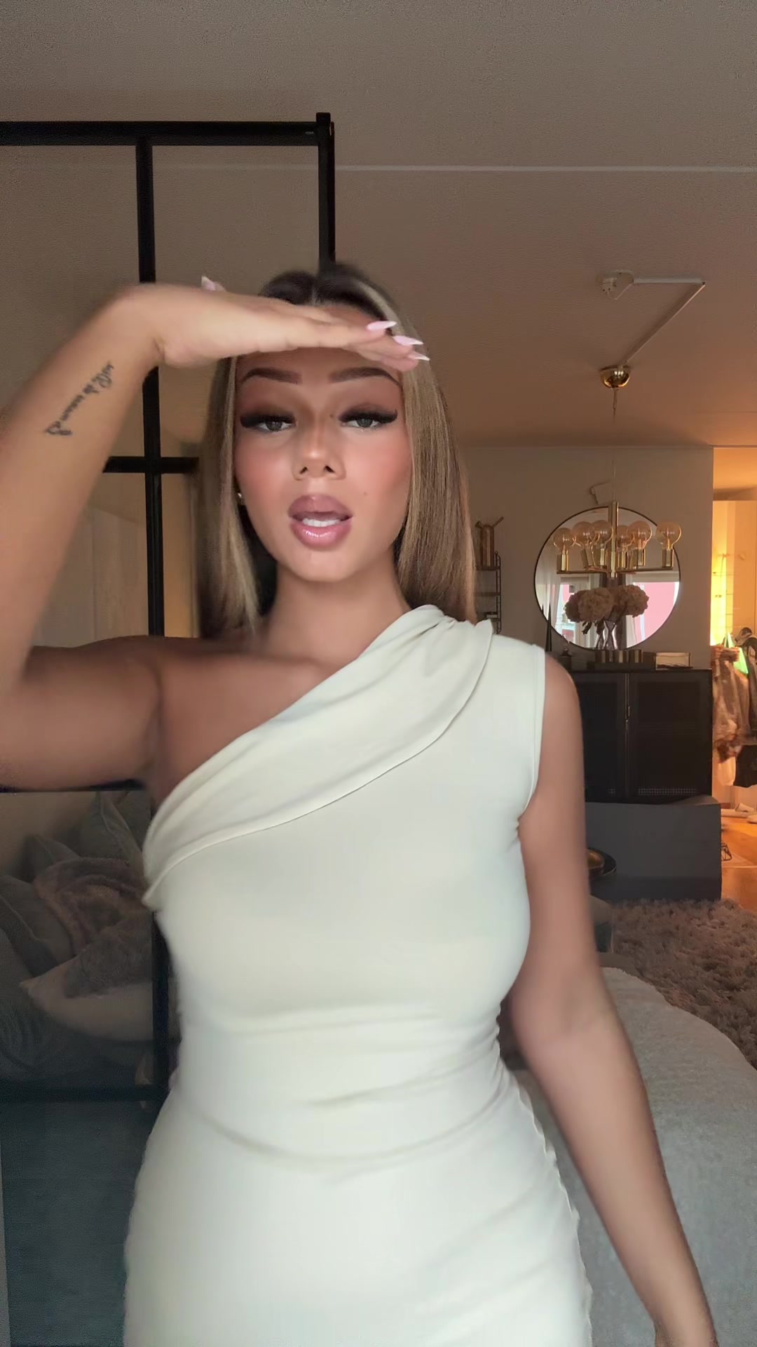 @CL