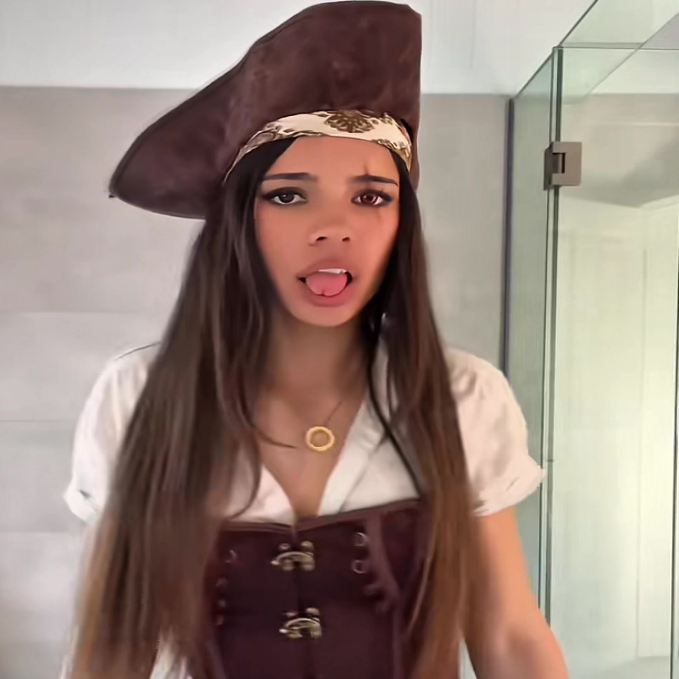 @thebaddieoptimist