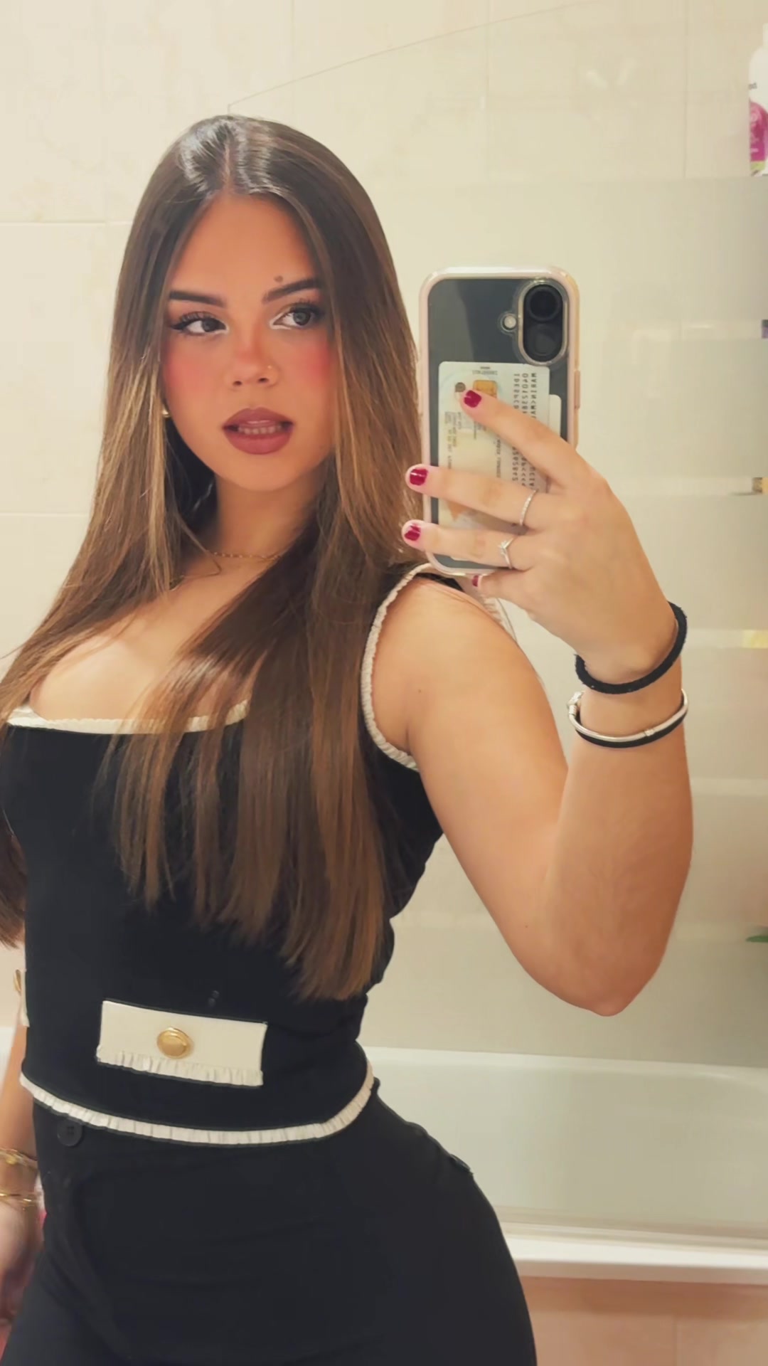 @Lucía💋