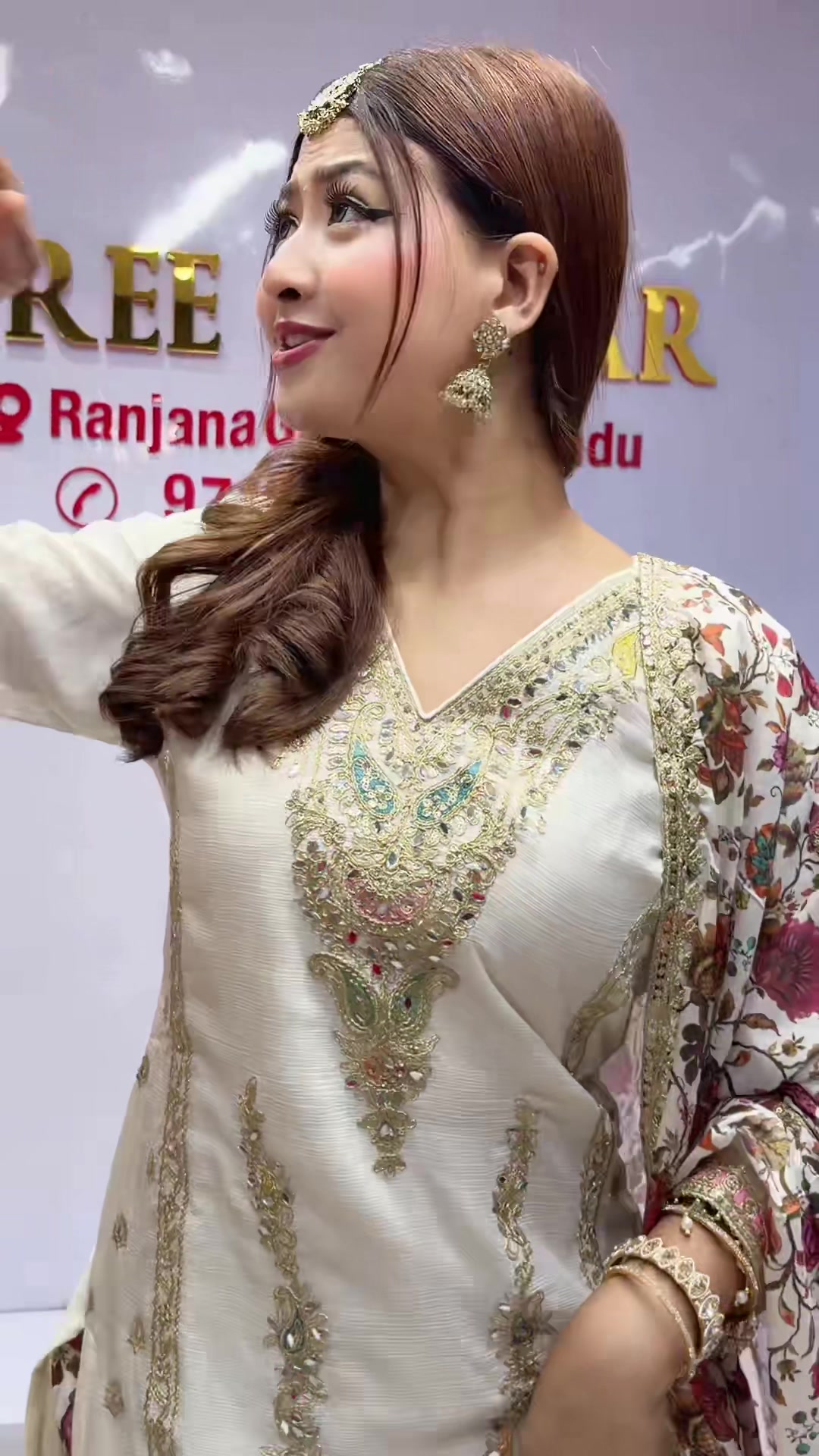@Saree Sansar