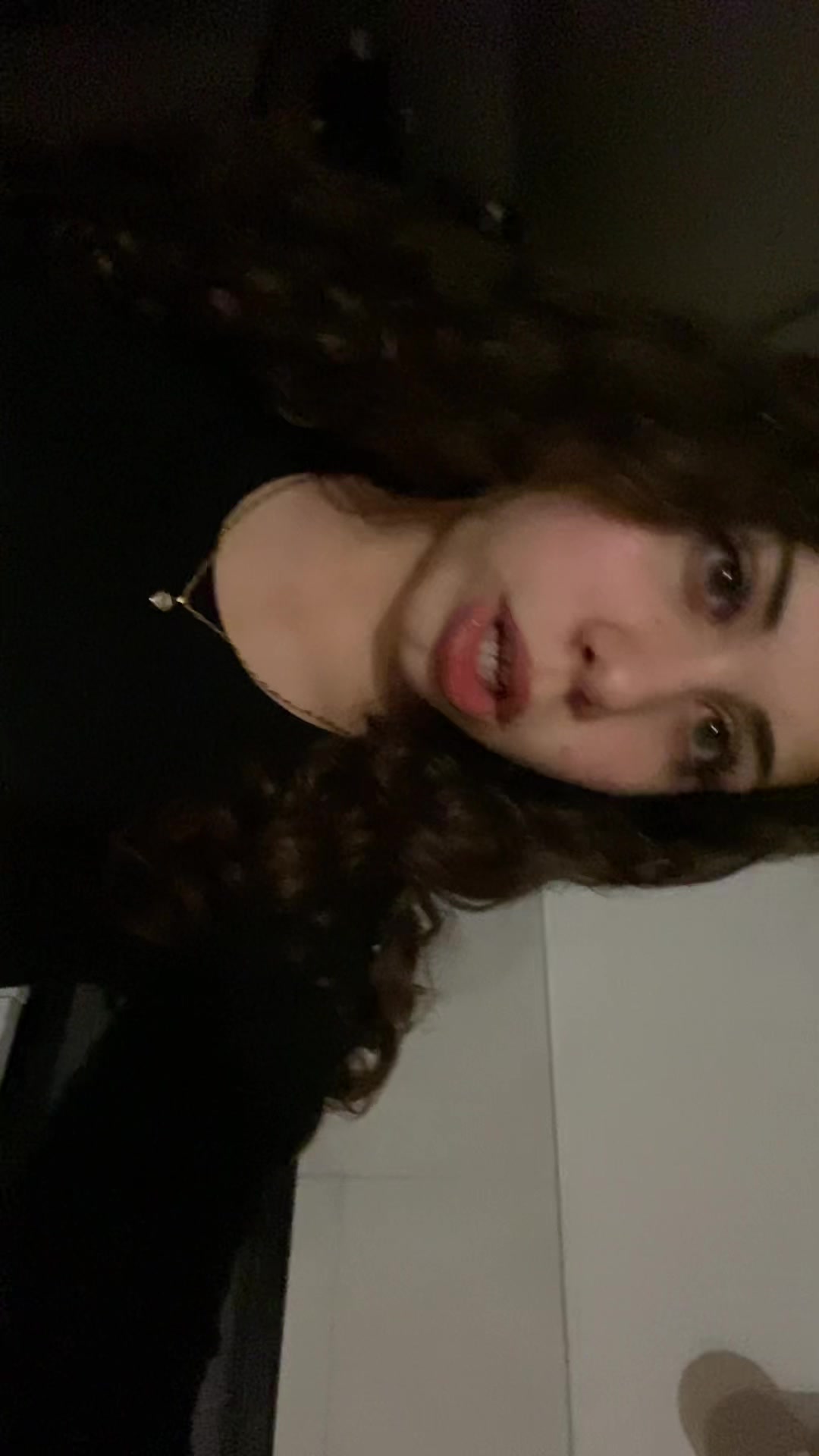 @ale🦢