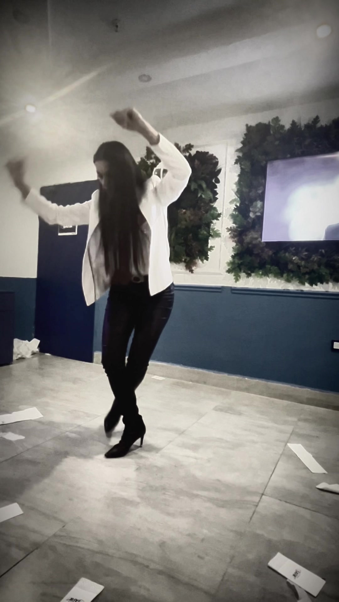 @Elena Shakalli