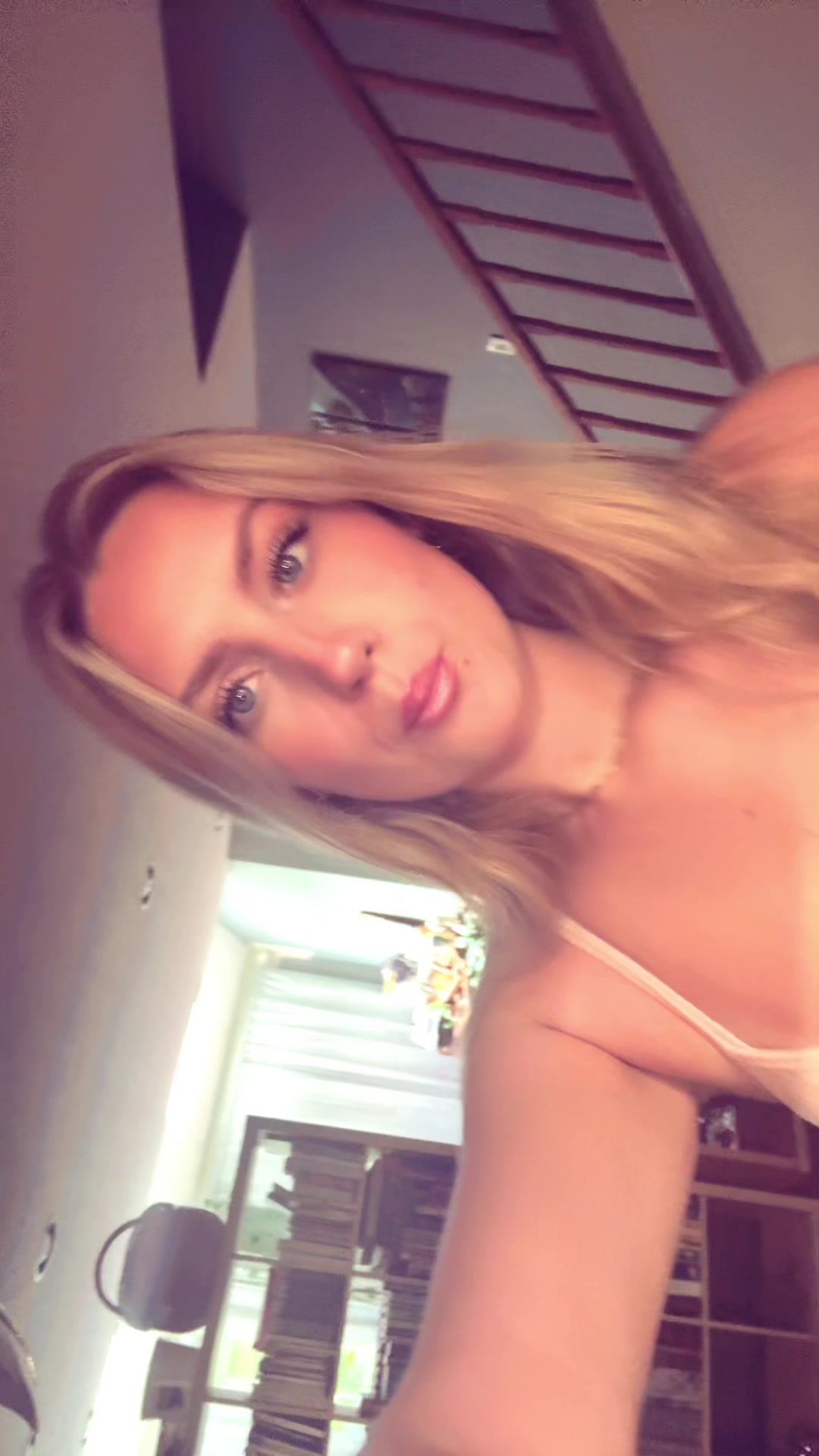 @🫧🌅🪸☀️🐚