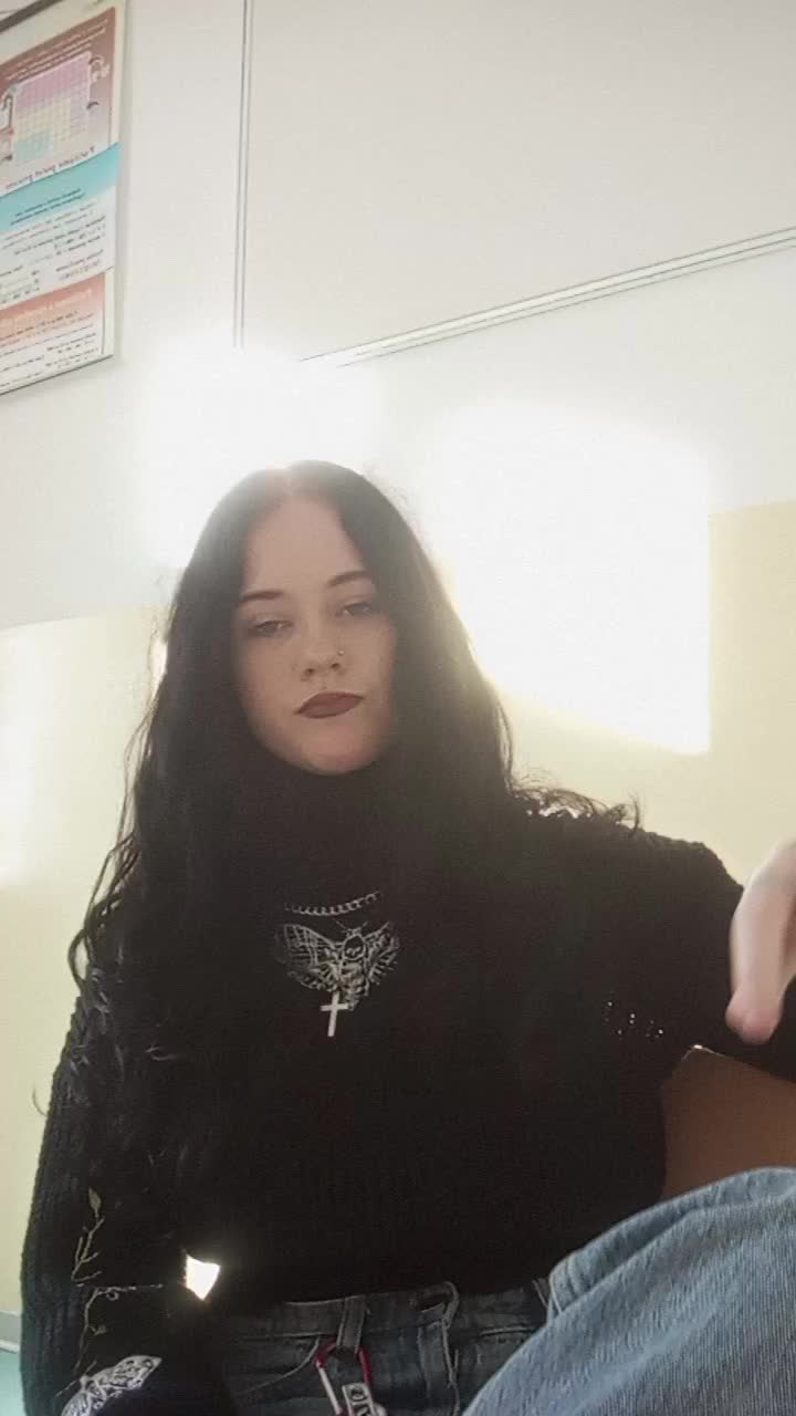 @N👑