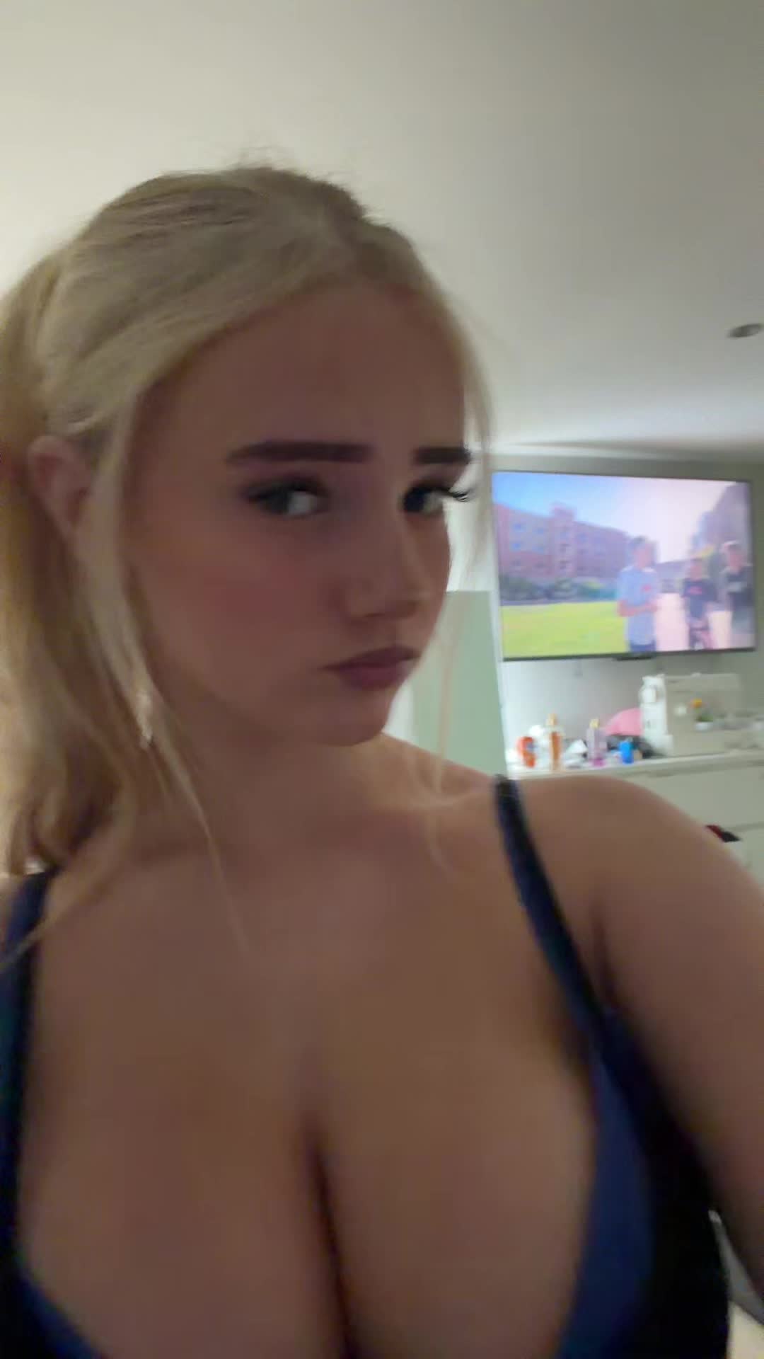 @annie ⭒˚.⋆