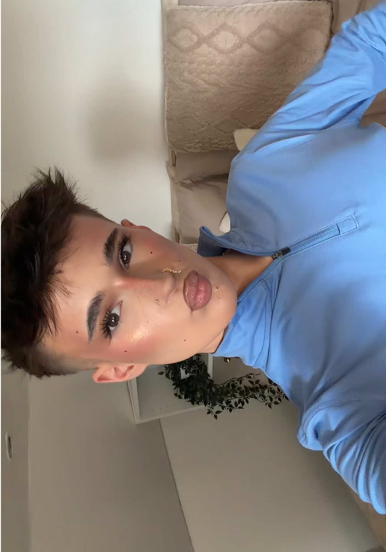 @𝐿 𝐸 𝒪  🐆