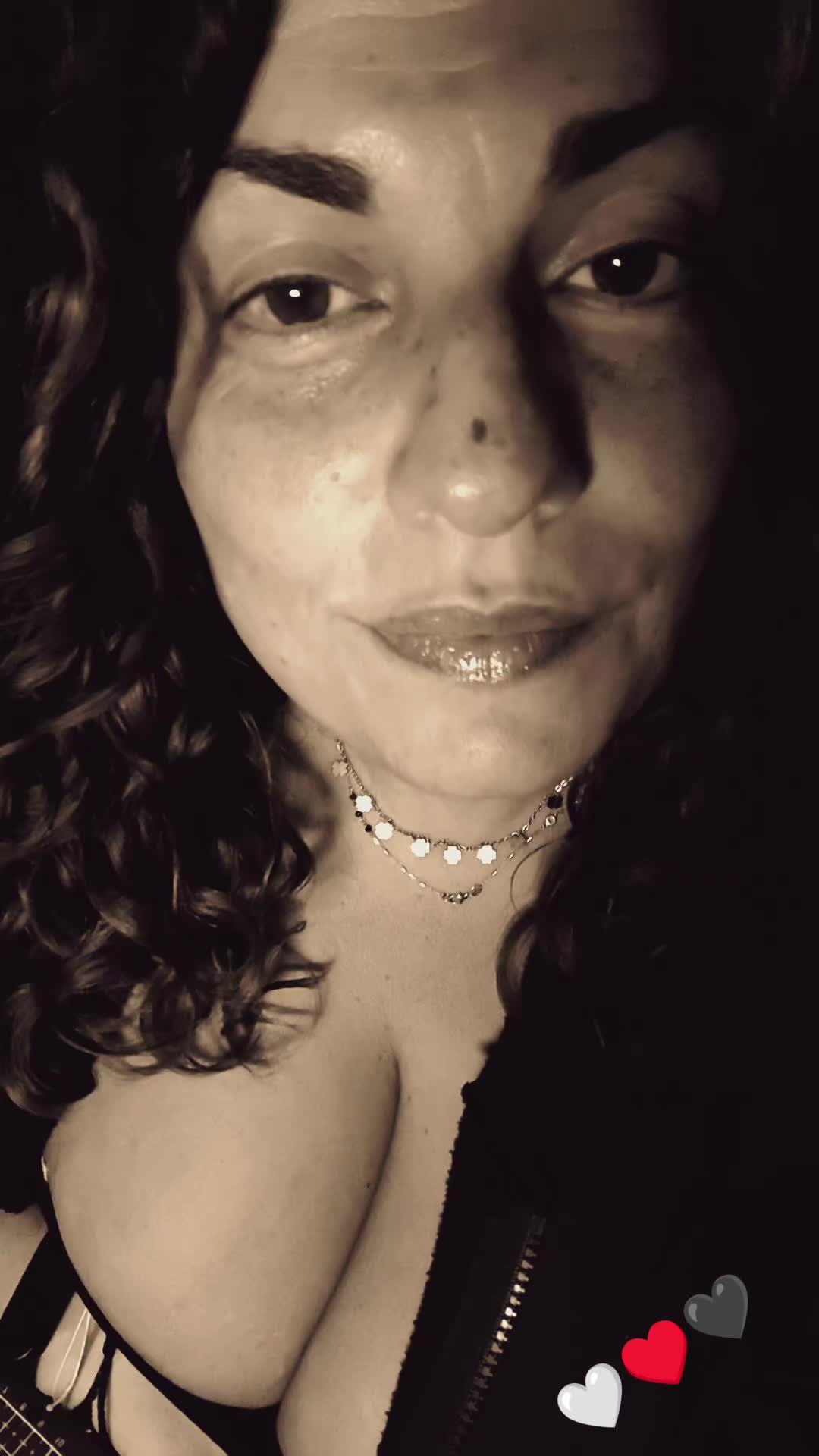 @EMANUELA 🤍🖤