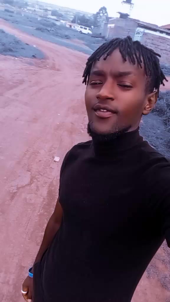 @SIZZAH MIKE🕷️