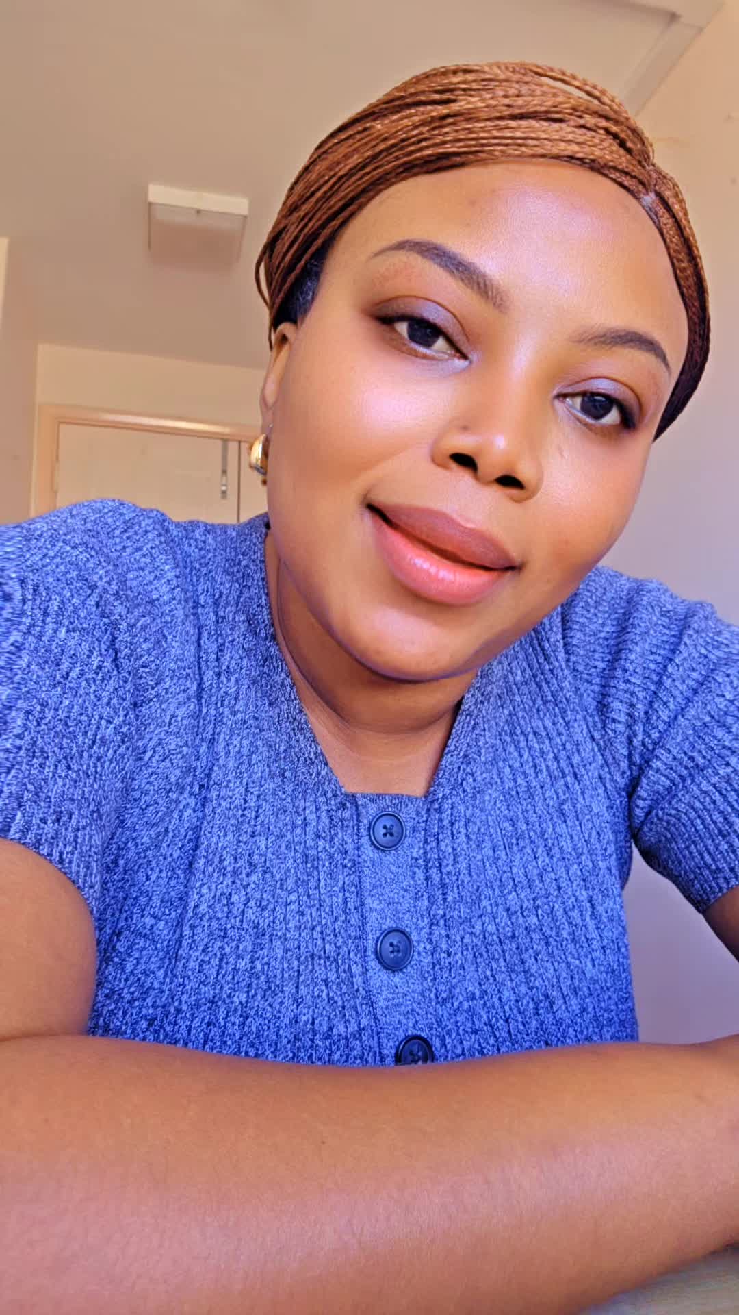 @NHYIRA PAPABI ( HEADMISTRESS)