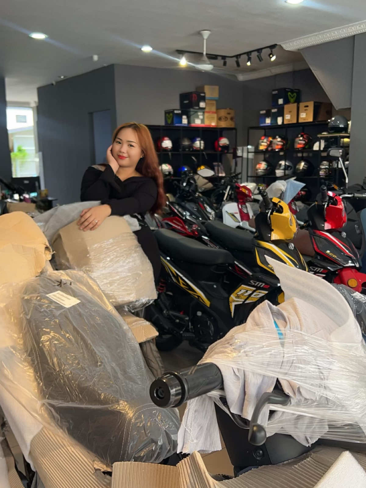 @Erica Borneo Motor - Kolombong