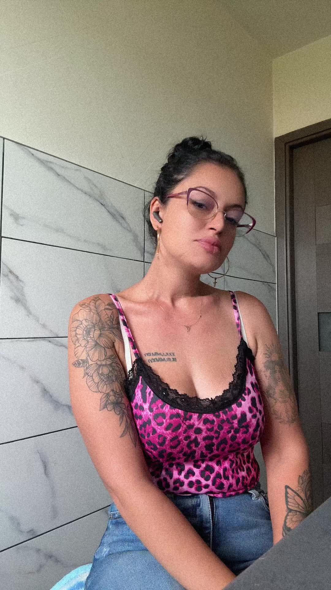 @Georgiana Gabriela