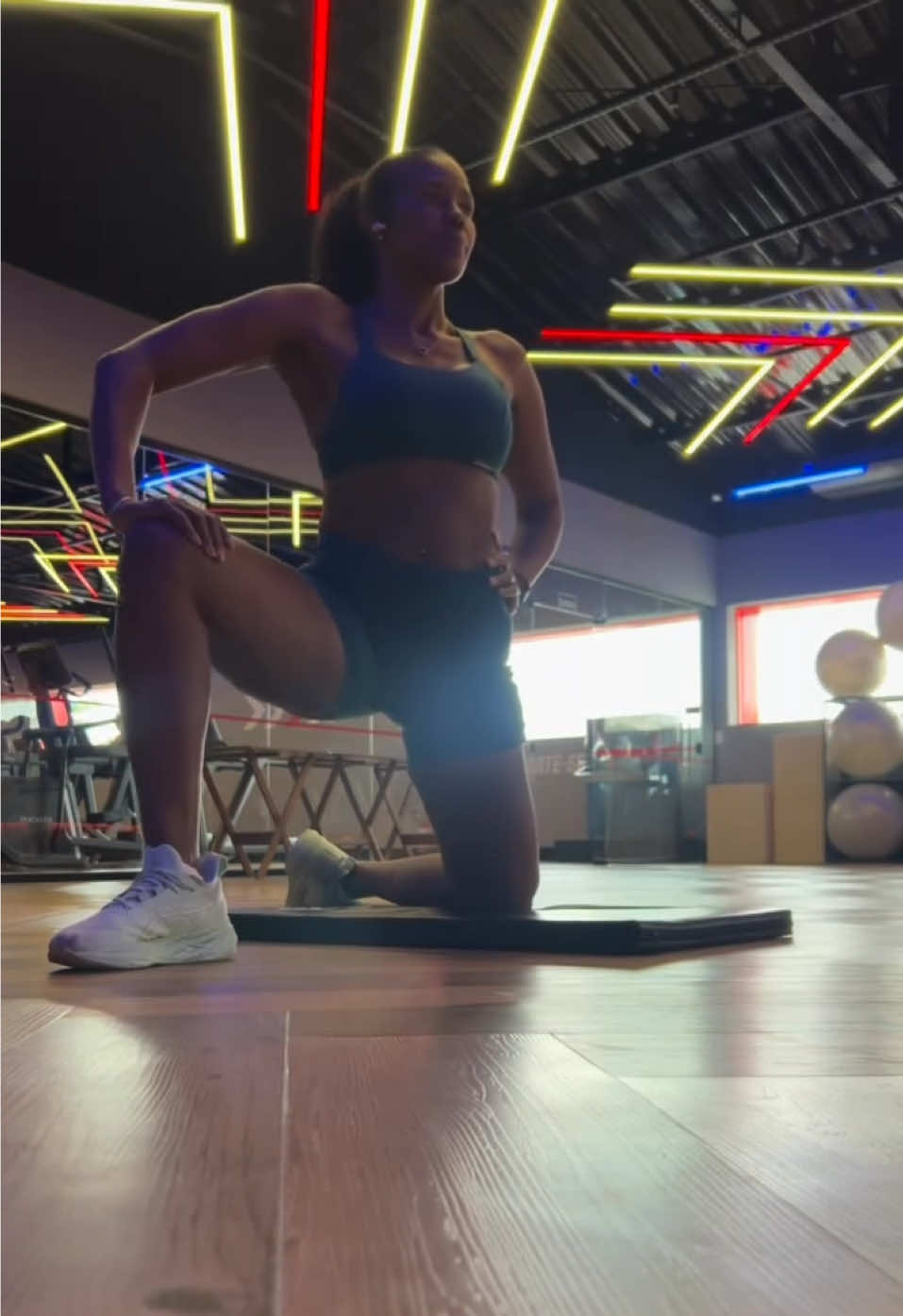 @Adrianadalamarta