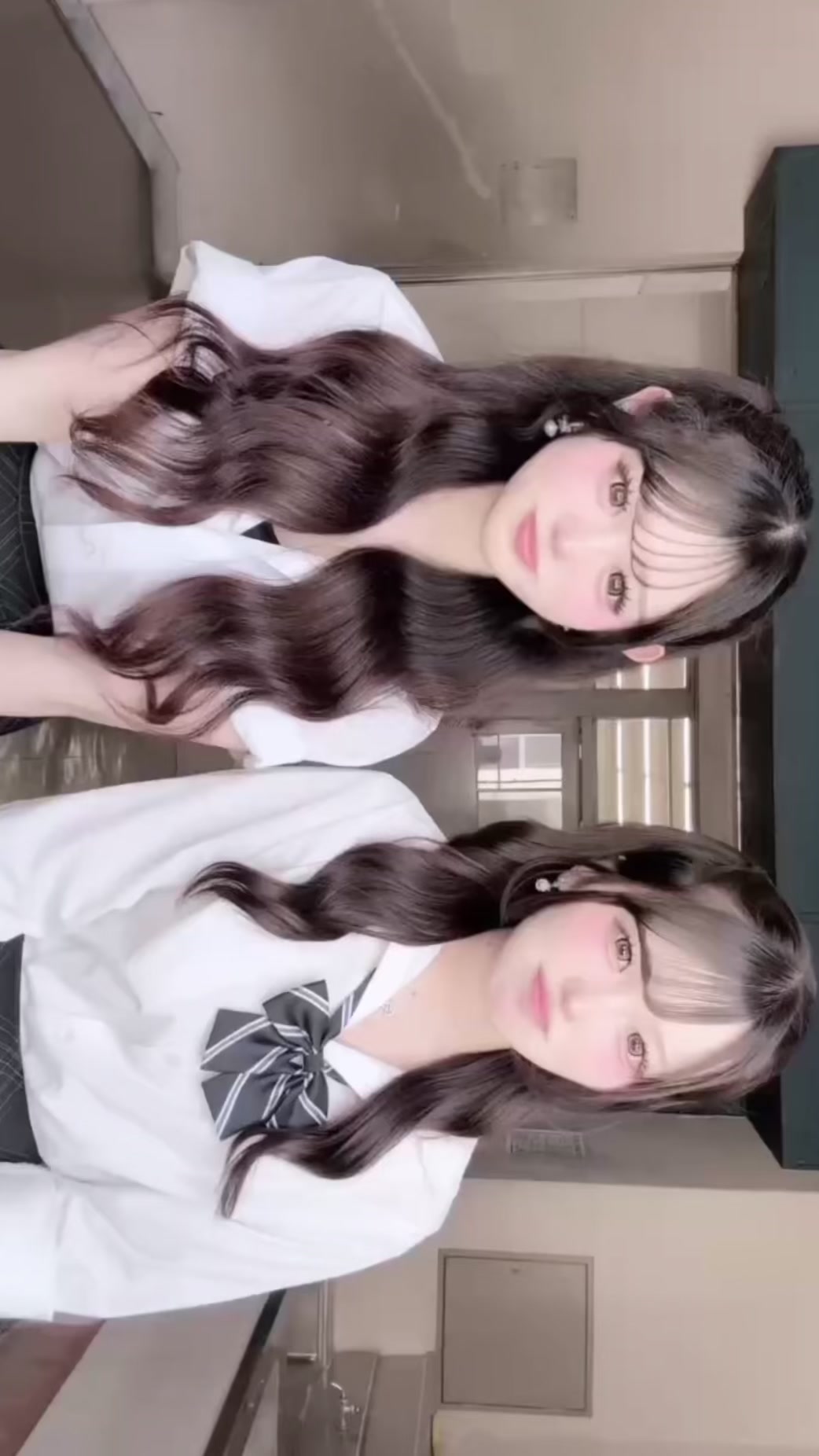@りな