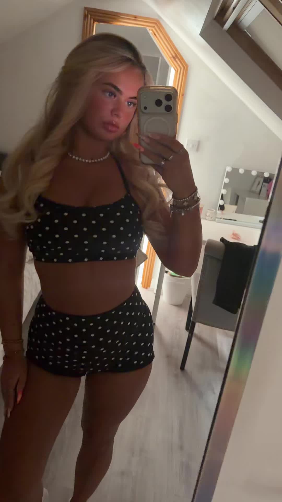 @Zoë Kelly👑