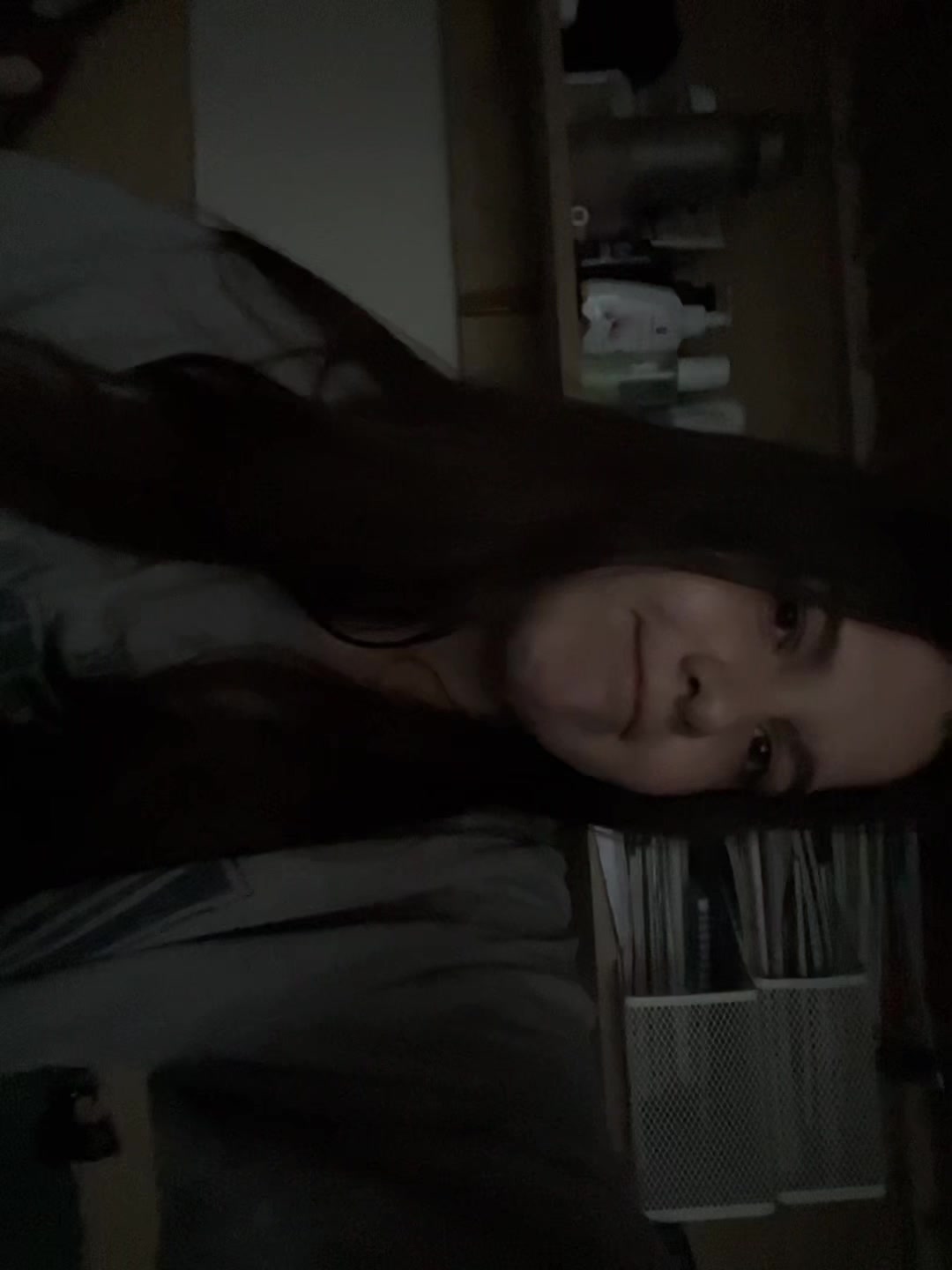 @мила