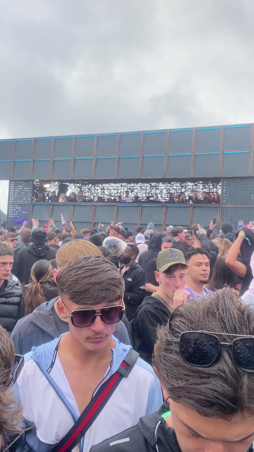 @Mr.officialraver51