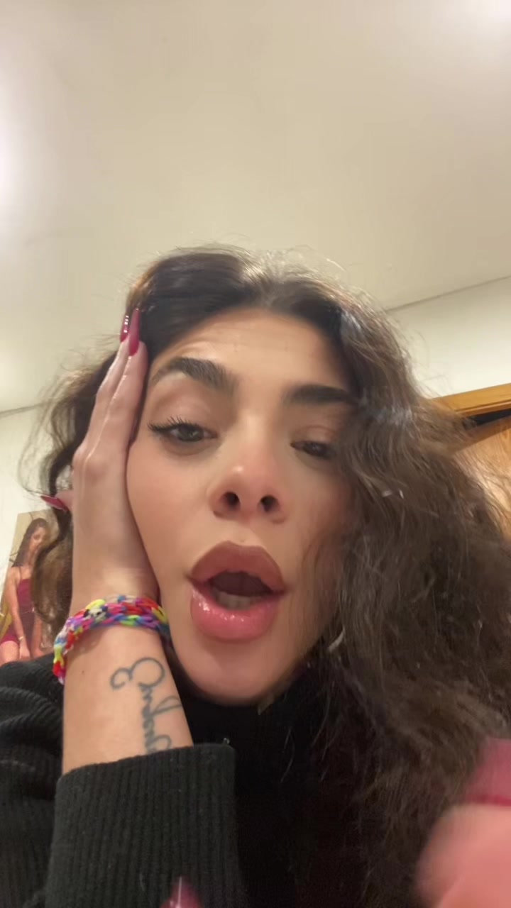 @Aiida Reey