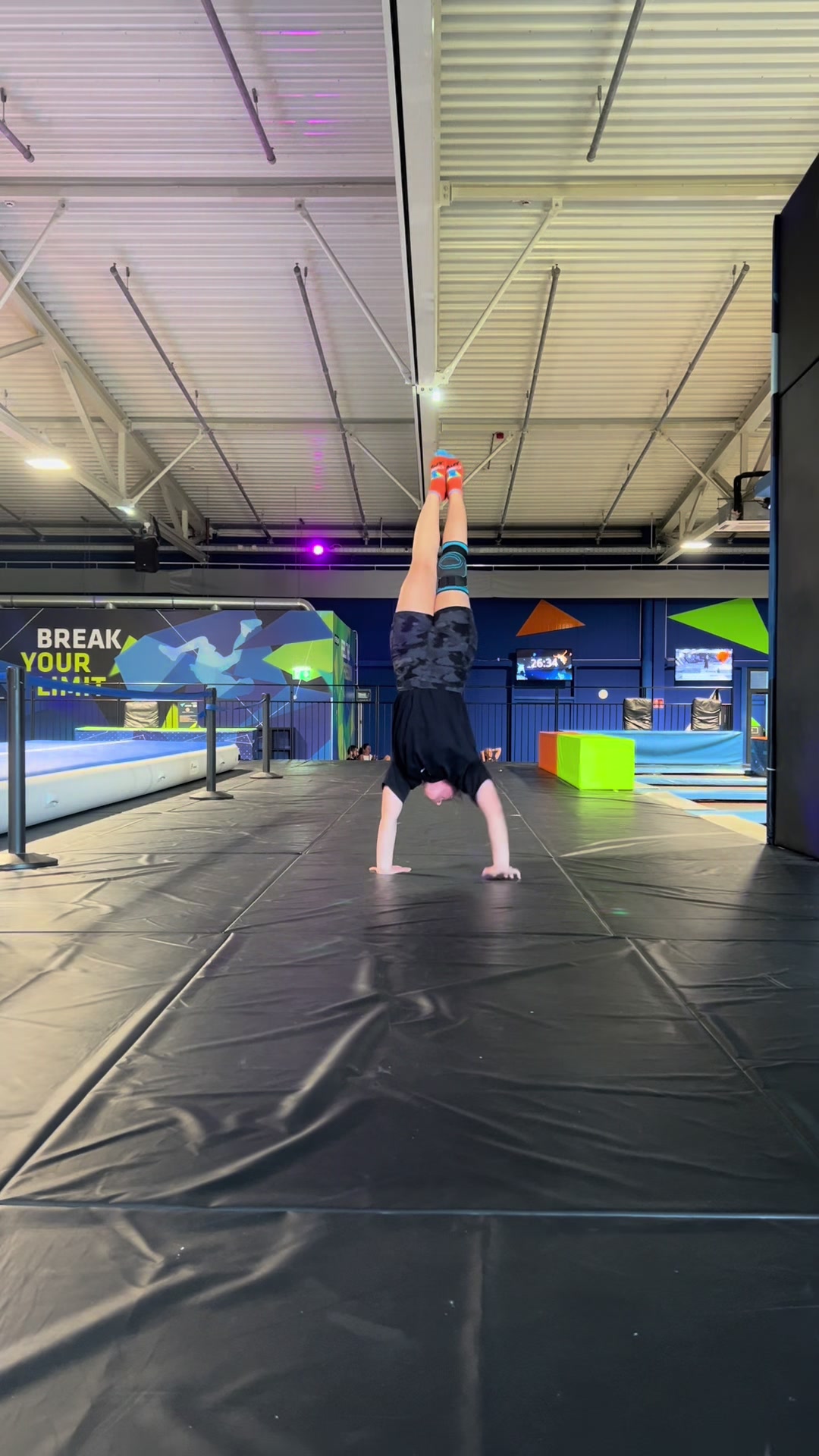 @Jana🤸🏻♂️