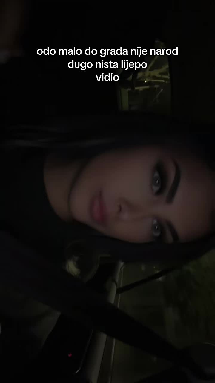@Bella