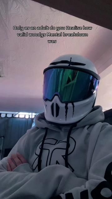 @Titchyrider_TheCyberPunkPigeon